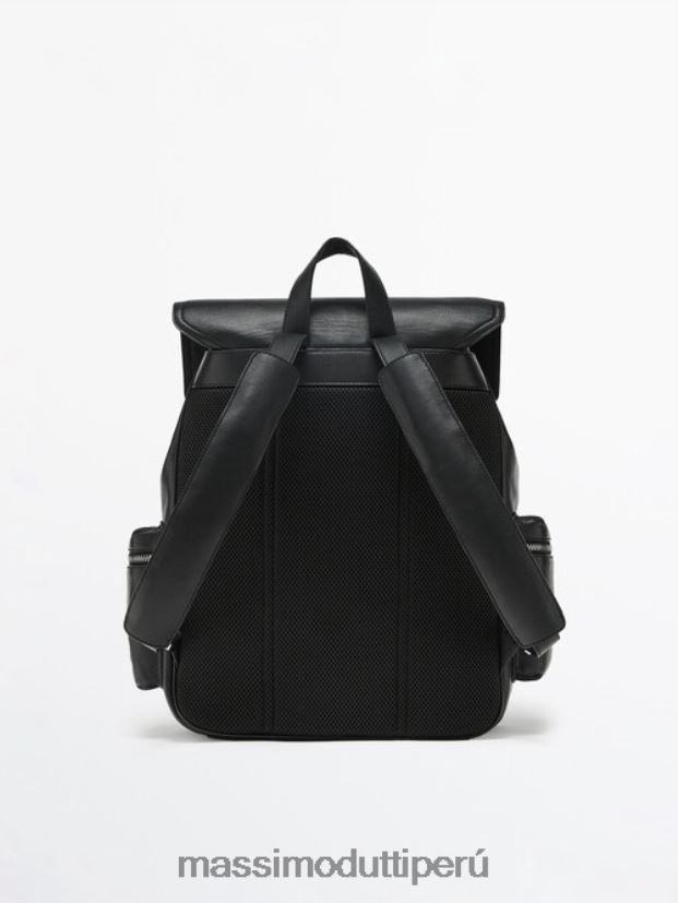 hombres mochila de piel con solapa y detalle de bolsillo 60X240689 negro Massimo Dutti 60X240689 Nuevos disenos Massimo Dutti Peru Nueva coleccion de ropa en Massimo Dutti